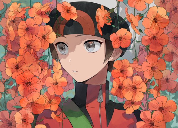 Аниме картинка 1112x800 с покемон pokemon rse nintendo ruby (pokemon) yukin (es) один (одна) короткие волосы каштановые волосы смотрит в сторону верхняя часть тела серые глаза затенённое лицо мужчина цветок (цветы) шапка кампсис