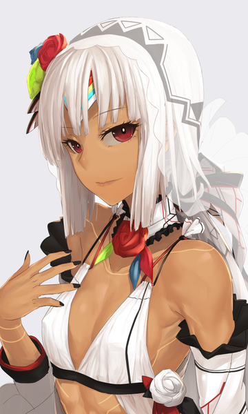 Аниме картинка 600x1000 с fate (series) fate/grand order altera (fate) i-pan один (одна) высокое изображение смотрит на зрителя чёлка короткие волосы лёгкая эротика простой фон красные глаза голые плечи декольте верхняя часть тела белые волосы лак на ногтях цветок в волосах ногти лёгкая улыбка