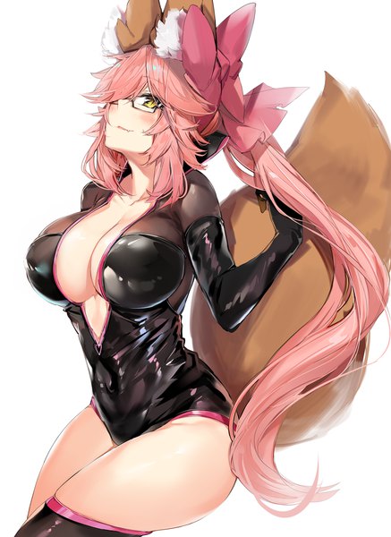 Anime picture 1200x1645 with fate (series) fate/grand order tamamo (fate) (all) tamamo (assassin) (fate) silver (chenwen) single long hair tall image blush fringe breasts light erotic simple background large breasts standing white background animal ears yellow eyes pink hair cleavage