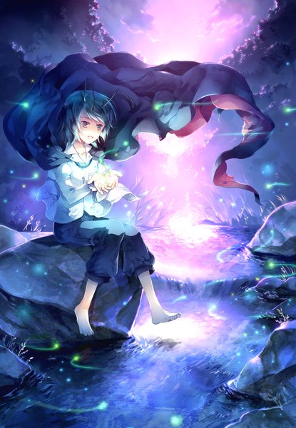 Anime picture 1080x1560 with touhou wriggle nightbug sunakumo single tall image short hair open mouth smile sitting green eyes sky cloud (clouds) barefoot green hair looking down light rock antennae stream girl