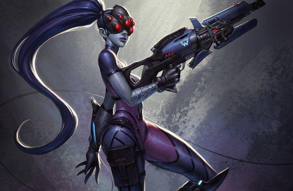 Anime picture 1691x1100 with overwatch blizzard entertainment widowmaker (overwatch) zumi (zumidraws) syar single tall image breasts light erotic cleavage purple hair bent knee (knees) ponytail very long hair parted lips realistic short sleeves lipstick turning head leg lift (legs lift)