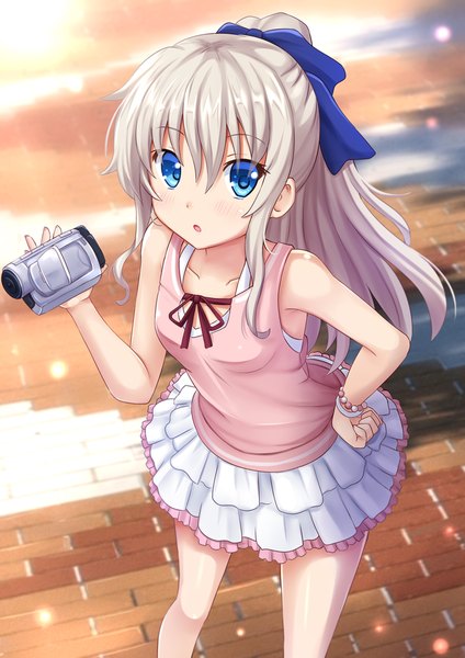 Anime-Bild 945x1337 mit charlotte p.a. works tomori nao kazenokaze single long hair tall image looking at viewer blush fringe blue eyes holding ponytail grey hair hand on hip casual girl skirt ribbon (ribbons) hair ribbon