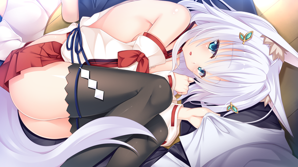 Anime picture 1280x720 with tenkiame shiro (tenkiame) yuzu modoki single long hair looking at viewer blush fringe open mouth blue eyes light erotic hair between eyes wide image animal ears game cg silver hair bent knee (knees) tail traditional clothes japanese clothes