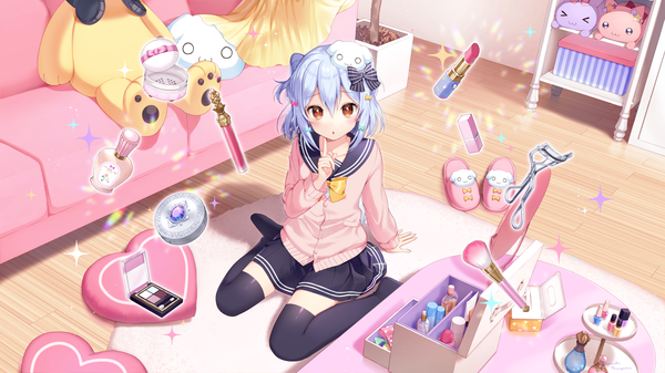 Anime picture 1422x800 with virtual youtuber noripro inuyama tamaki momoshiki tsubaki single looking at viewer fringe short hair hair between eyes wide image sitting brown eyes blue hair full body indoors arm support official art sparkle finger to mouth wariza