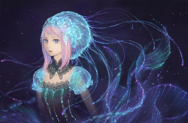 Anime picture 1000x655 with original hiko (scape) single looking at viewer short hair blue eyes pink hair glowing girl dress choker cap animal hat jellyfish