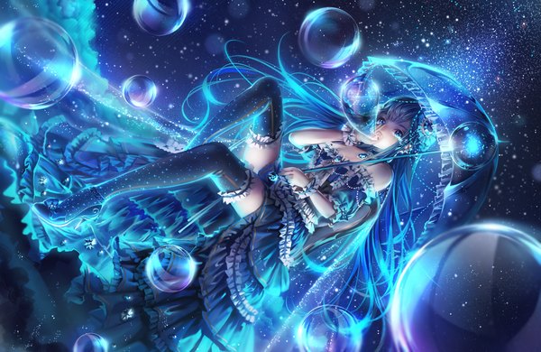 Anime picture 1100x715 with original ryota (ry o ta) single long hair blue eyes bare shoulders blue hair starry sky print girl thighhighs dress hair ornament black thighhighs shoes frills pendant umbrella bubble (bubbles)