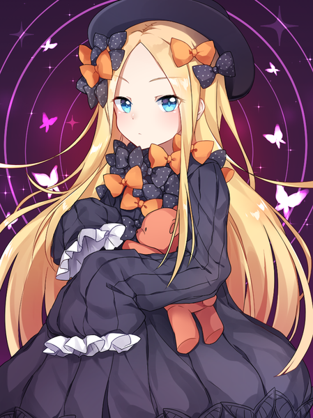Anime picture 756x1010 with fate (series) fate/grand order abigail williams (fate) caramell0501 single long hair tall image looking at viewer blue eyes blonde hair holding long sleeves sparkle girl dress bow hair bow hat black dress insect