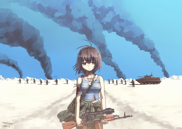 Anime picture 2000x1414 with original siqi (miharuu) highres short hair breasts standing holding sky wind shadow torn clothes looking down smoke group horizon walking desert war torn girl