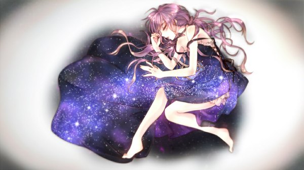Anime picture 1000x562 with nico nico singer dazbee ao+beni single long hair open mouth wide image purple hair eyes closed profile barefoot bare legs legs starry sky print space print girl dress