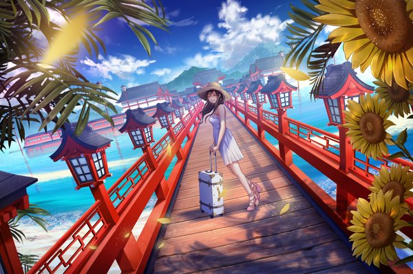 Аниме картинка 2000x1333 с оригинальное изображение sho (shoichi-kokubun) длинные волосы высокое разрешение чёрные волосы улыбка небо облако (облака) закрытые глаза голландский угол девушка цветок (цветы) шляпа сарафан подсолнечник мост чемодан