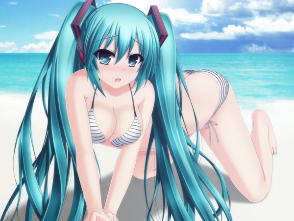 イラスト 4000x3000 と ボーカロイド 初音ミク toyokawa itsuki (p mayuhime) ソロ 長髪 カメラ目線 赤面 前髪 highres おっぱい 開いた口 light erotic ツインテール absurdres 空 cloud (clouds) aqua eyes aqua hair horizon on all fours