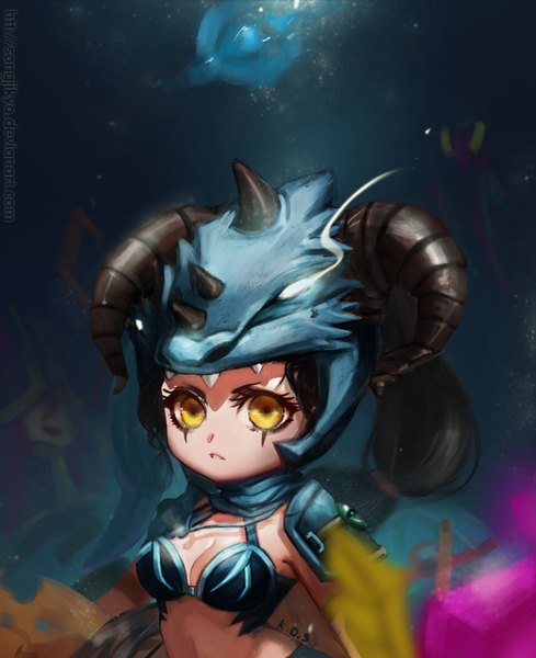 Anime picture 1003x1229 with league of legends vayne (league of legends) songjikyo single tall image breasts black hair yellow eyes very long hair horn (horns) chibi girl armor helmet