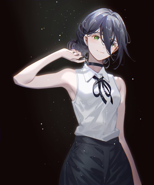 Anime picture 2084x2500 with chainsaw man mappa reze (chainsaw man) tidsean single tall image looking at viewer fringe highres short hair black hair simple background smile hair between eyes standing bare shoulders green eyes arm up sparkle sleeveless