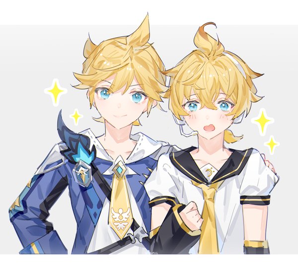 Anime picture 1180x1109 with genshin impact vocaloid kagamine len mika (genshin impact) anchun (quail0503) looking at viewer fringe short hair blue eyes simple background blonde hair hair between eyes upper body grey background multiple boys letterboxed cosplay hand on another's shoulder costume switch kagamine len (cosplay)