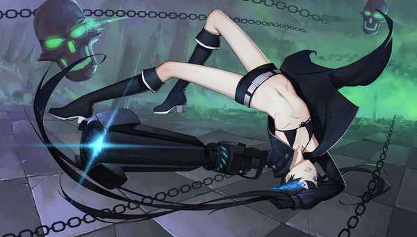 Anime picture 2105x1200 with black rock shooter black rock shooter (character) daye bie qia lian single highres blue eyes light erotic black hair wide image twintails very long hair glowing glowing eye (eyes) girl gloves navel weapon black gloves shorts boots