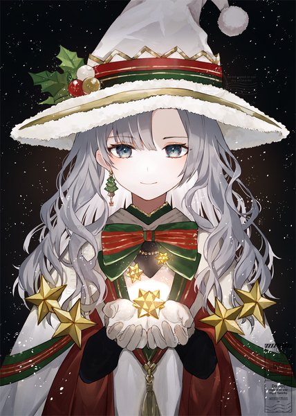 Anime picture 800x1122 with original shiromine kana single long hair tall image looking at viewer fringe smile upper body grey hair grey eyes watermark black background christmas wavy hair girl hat star (symbol) witch hat single earring