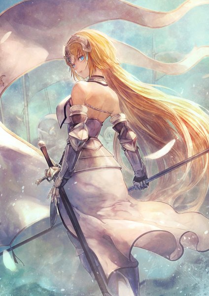 Anime picture 1536x2173 with fate (series) fate/apocrypha jeanne d'arc (fate) (all) jeanne d'arc (fate) shirataki jiro single tall image looking at viewer fringe blue eyes blonde hair hair between eyes standing bare shoulders holding full body very long hair looking back wind from behind