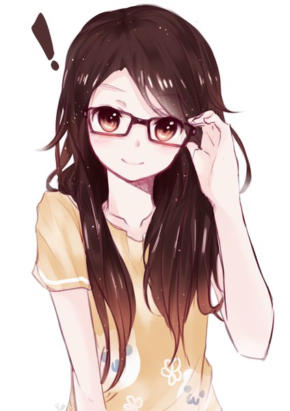 Anime-Bild 2480x3507 mit original gus yoga single long hair tall image looking at viewer blush highres simple background brown hair white background brown eyes light smile clothes writing casual adjusting glasses ! girl glasses t-shirt