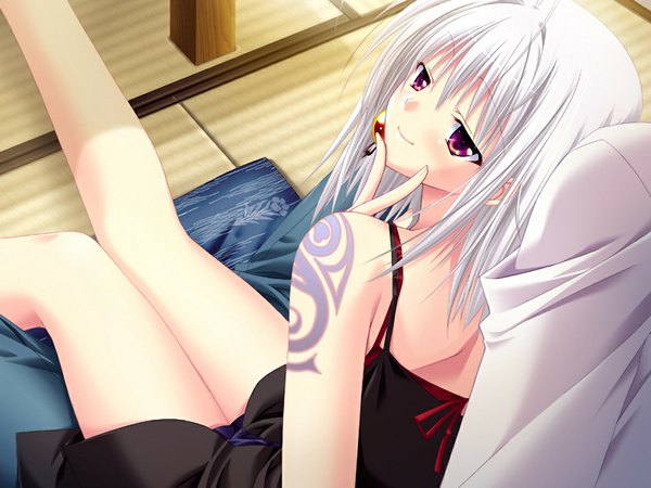 Anime picture 1024x768 with sara sara sasara kagami tsuki short hair purple eyes game cg white hair tattoo girl