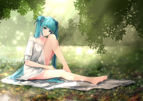 Anime picture 2400x1700 with vocaloid hatsune miku dre single long hair looking at viewer blush fringe highres smile twintails bare shoulders full body bent knee (knees) barefoot aqua eyes sunlight aqua hair hair bun (hair buns) sunbeam