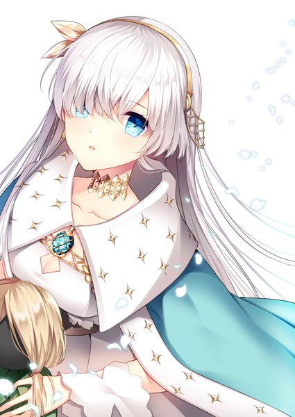 Anime picture 752x1062 with fate (series) fate/grand order anastasia (fate) viy (fate) agekichi (heart shape) single long hair tall image fringe blue eyes simple background white background silver hair from above hair over one eye looking up girl headband mantle doll (dolls)