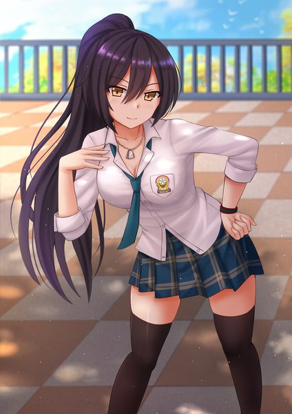 Anime-Bild 1200x1697 mit idolmaster idolmaster shiny colors shirase sakuya kazenokaze single long hair tall image blush fringe black hair smile hair between eyes standing brown eyes sky cloud (clouds) outdoors ponytail pleated skirt zettai ryouiki