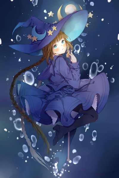 Anime-Bild 1280x1920 mit wadanohara and the great blue sea wadanohara koyuiko single long hair tall image looking at viewer blush open mouth blue eyes simple background brown hair holding braid (braids) very long hair looking back turning head blue background underwater crescent