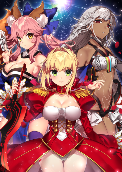 Anime picture 641x900 with fate (series) fate/grand order fate/extra fate/extella shaft (studio) nero claudius (fate) (all) tamamo (fate) (all) nero claudius (fate) tamamo no mae (fate) altera (fate) sakura yuki (clochette) long hair tall image looking at viewer fringe short hair breasts light erotic blonde hair hair between eyes