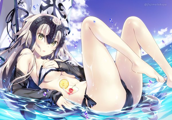 Anime picture 1100x767 with fate (series) fate/grand order fate/apocrypha jeanne d'arc (fate) (all) jeanne d'arc alter (fate) fujima takuya single looking at viewer fringe breasts open mouth light erotic hair between eyes signed yellow eyes sky silver hair cloud (clouds) bent knee (knees) ass