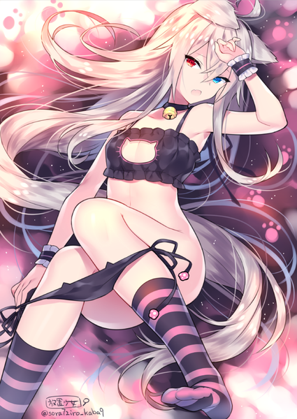 Anime picture 666x941 with houchi shoujo huang yueying (houchi shoujo) touwa nikuman single tall image looking at viewer fringe open mouth blue eyes light erotic blonde hair hair between eyes red eyes signed animal ears ahoge bent knee (knees) very long hair cat ears cat girl