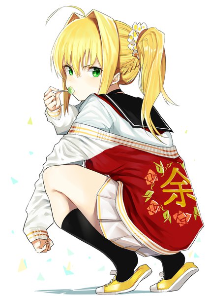 Anime picture 700x989 with fate (series) fate/extra nero claudius (fate) nero claudius (fate/extra) pinch (nesume) single long hair tall image looking at viewer blush fringe simple background blonde hair hair between eyes white background twintails holding green eyes full body ahoge