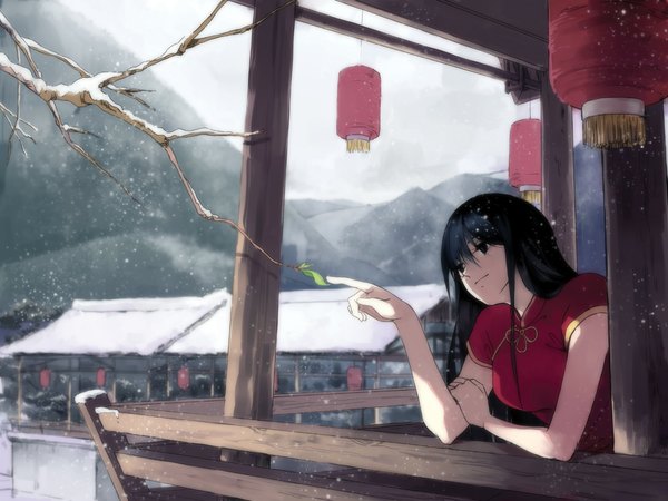 Anime picture 1000x750 with original yoeah (artist) single long hair black hair smile black eyes snowing chinese clothes winter snow mountain girl leaf (leaves) building (buildings) branch