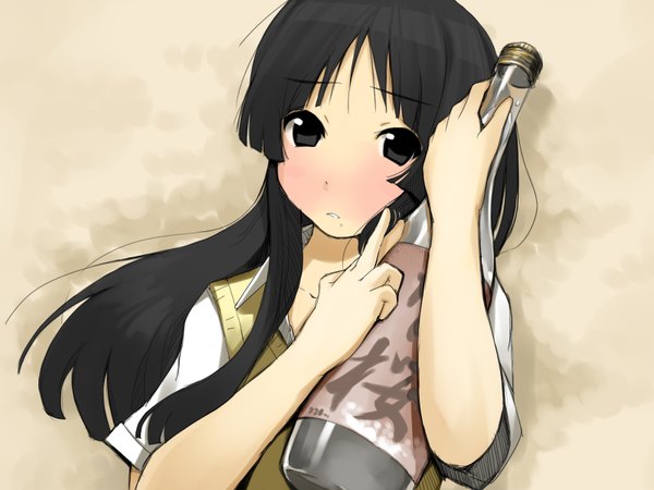 Anime picture 1600x1200 with k-on! kyoto animation akiyama mio single long hair looking at viewer blush fringe black hair holding black eyes girl shirt vest bottle