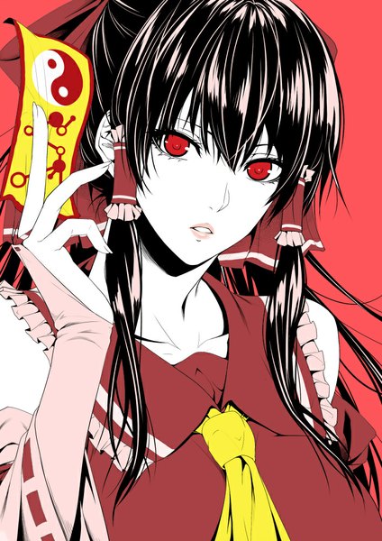 Anime picture 707x1000 with touhou hakurei reimu zucchini single long hair tall image looking at viewer fringe black hair red eyes holding ponytail traditional clothes parted lips head tilt japanese clothes portrait pale skin miko red background