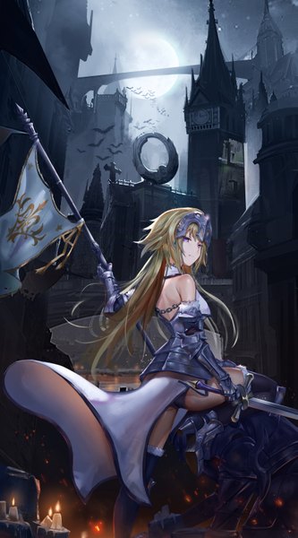 Anime picture 1742x3137 with fate (series) fate/apocrypha jeanne d'arc (fate) (all) jeanne d'arc (fate) shi qi kuang beng single long hair tall image looking at viewer fringe highres light erotic blonde hair hair between eyes purple eyes bare shoulders holding ass outdoors long sleeves