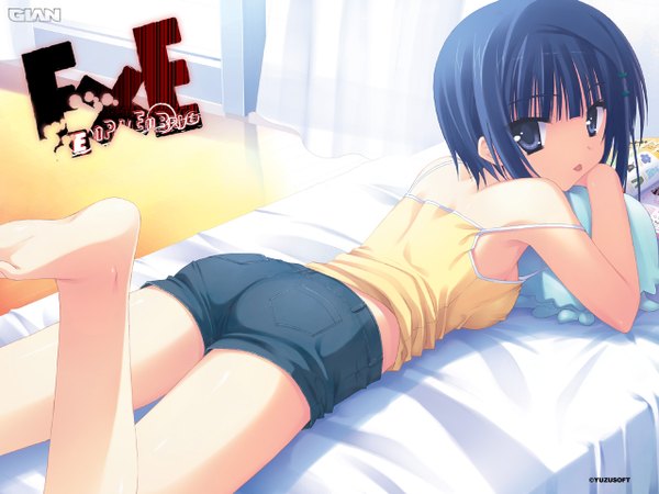 Anime picture 1280x960 with empty x embryo nomiya yuu muririn kobuichi single short hair blue eyes blue hair barefoot girl shorts tongue pillow bed short shorts denim shorts