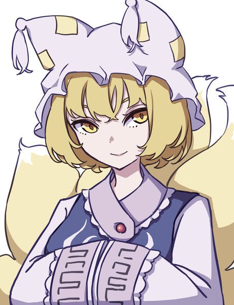 Anime picture 2480x3226 with touhou yakumo ran kame (kamepan44231) single tall image highres short hair simple background blonde hair smile white background yellow eyes upper body tail animal tail fox tail fox girl hands in sleeves girl hat