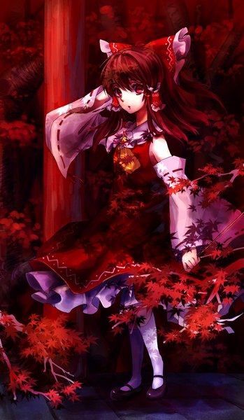 Anime picture 661x1134 with touhou hakurei reimu meutan131 single tall image looking at viewer short hair red eyes brown hair traditional clothes arm behind head miko girl bow hair bow detached sleeves socks leaf (leaves) white socks branch