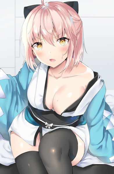 Anime-Bild 1340x2048 mit fate (series) fate/grand order okita souji (fate) (all) okita souji (koha-ace) fou (ssqseeker) single tall image looking at viewer blush fringe short hair breasts open mouth light erotic simple background hair between eyes large breasts white background sitting yellow eyes