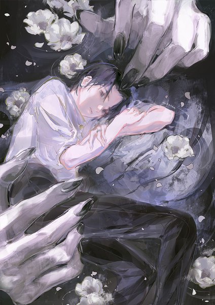 Аниме картинка 849x1200 с магическая битва mappa okkotsu yuuta orimoto rika keiuu один (одна) высокое изображение короткие волосы чёрные волосы лёжа лак на ногтях чёрные глаза частично погруженный на боку мужчина цветок (цветы) руки