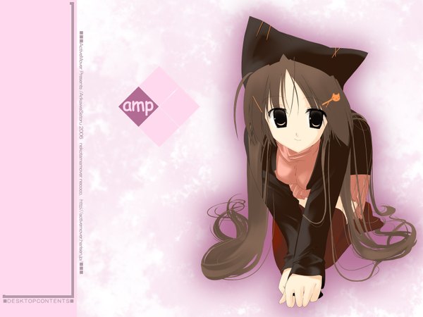 Anime picture 1600x1200 with looking at viewer very long hair light smile black eyes girl hair ornament hairclip