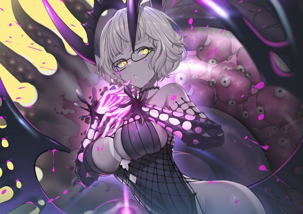 Anime picture 1505x1063 with fate (series) fate/grand order jacques de molay (foreigner) (fate) jacques de molay (foreigner) (third ascension) (fate) teddy (khanshin) single fringe short hair breasts light erotic large breasts yellow eyes looking away upper body blunt bangs horn (horns) grey hair from below grey skin girl