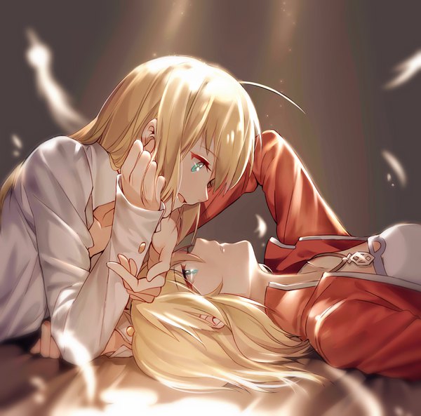Anime picture 3264x3230 with fate (series) fate/grand order fate/stay night artoria pendragon (all) saber mordred (fate) yorukun long hair fringe highres short hair open mouth blue eyes blonde hair hair between eyes multiple girls absurdres ahoge long sleeves profile