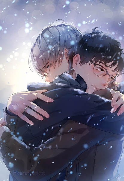 Anime picture 900x1303 with yuri!!! on ice mappa viktor nikiforov katsuki yuuri marmalade (elfless vanilla) tall image short hair black hair looking away outdoors fingernails grey hair black eyes multiple boys couple hug snowing winter shounen ai boy