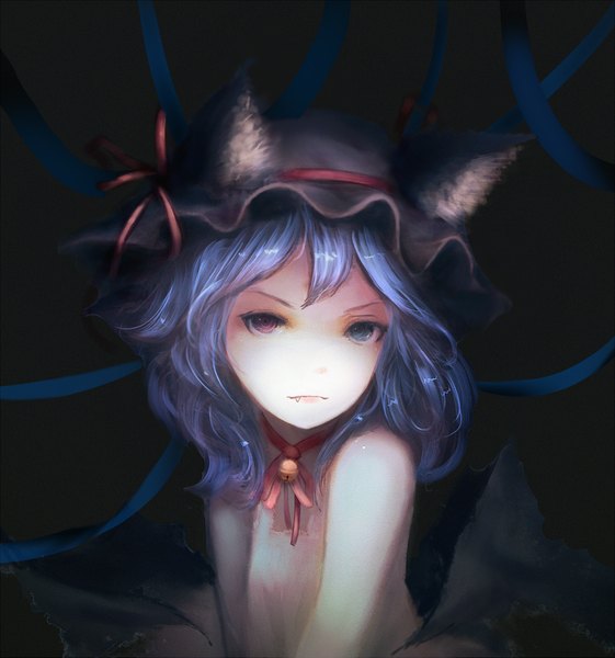 Anime picture 2000x2137 with touhou remilia scarlet nooko single tall image looking at viewer fringe highres short hair simple background animal ears blue hair teeth fang (fangs) heterochromia black background black wings girl ribbon (ribbons) wings