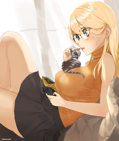 Anime-Bild 1011x1200 mit original throtem single long hair tall image blush fringe breasts blonde hair hair between eyes large breasts green eyes signed looking away bent knee (knees) indoors pleated skirt bare legs eating reclining