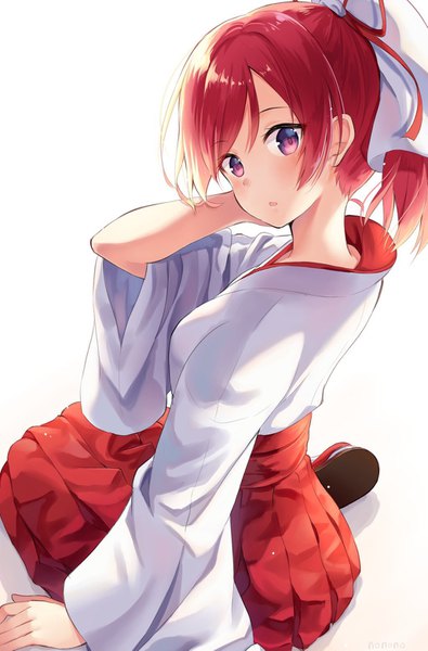 Anime-Bild 1023x1553 mit love live! school idol project sunrise (studio) love live! nishikino maki nonono (nononotea) single tall image looking at viewer blush fringe short hair simple background white background sitting purple eyes holding signed ponytail red hair traditional clothes