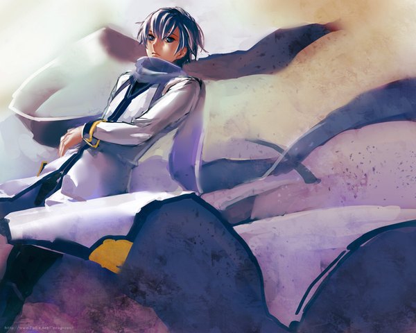 Anime picture 800x640 with vocaloid kaito (vocaloid) kaito (vocaloid3) yamakawa umi single fringe short hair blue eyes hair between eyes signed blue hair looking away wind dutch angle dust boy scarf
