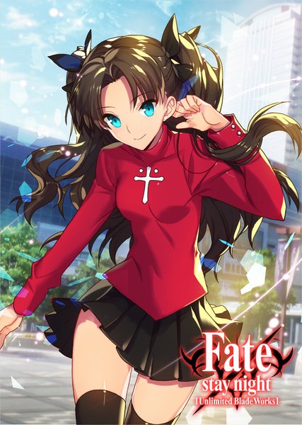 Anime picture 600x843 with fate (series) fate/stay night type-moon toosaka rin empew single long hair tall image looking at viewer blue eyes black hair smile girl thighhighs skirt bow black thighhighs hair bow