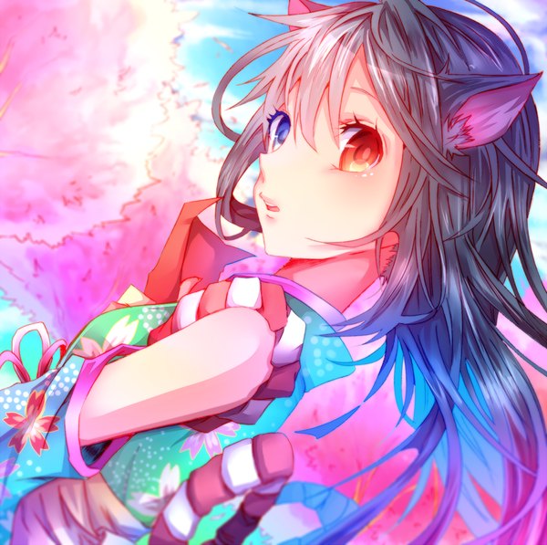 Anime picture 1000x995 with utau akesato (utau) sunao (sa_0809) single long hair looking at viewer fringe blue eyes black hair red eyes animal ears blue hair looking away pink hair sky cloud (clouds) parted lips multicolored hair cat ears cat girl